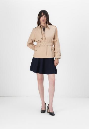 Куртка с накладнымит карманами