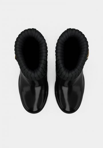 Полусапожки на высоком каблуке