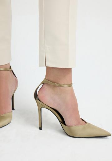 Узкие брюки