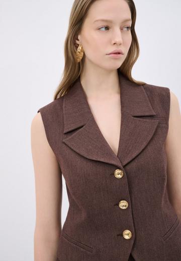 Джинсовая жилетка