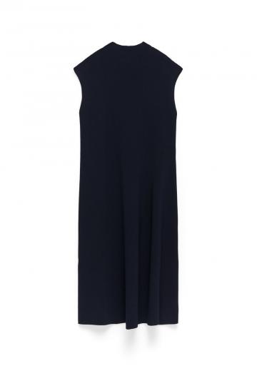 Вязаное платье