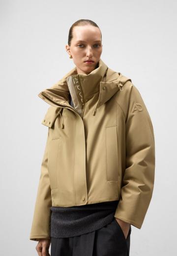 Зимняя куртка