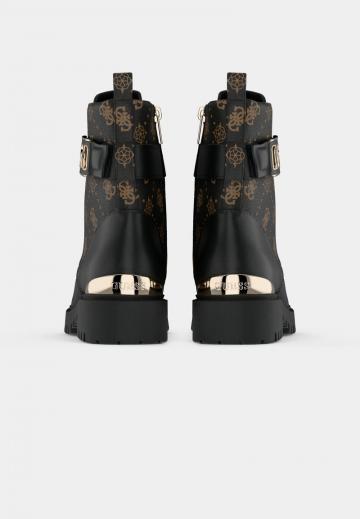 Ботинки на шнуровке