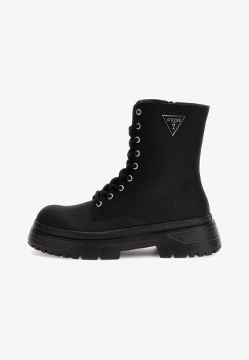 Ботинки на шнуровке