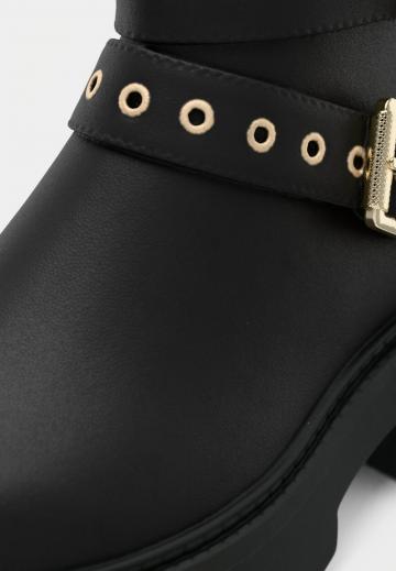 Полусапожки на платформе