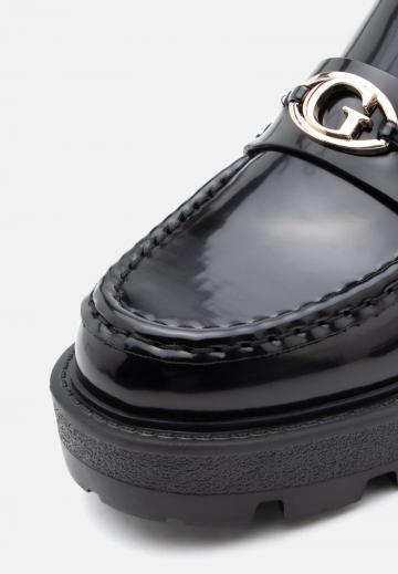 Полуботинки