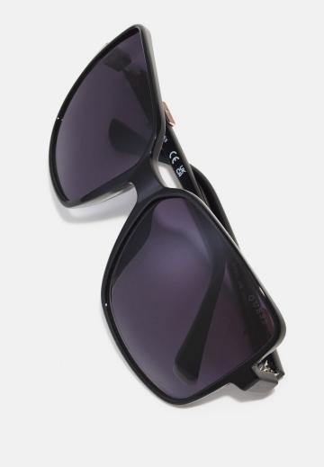 Солнечные очки