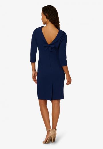 Платье футляр