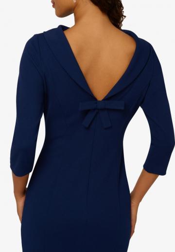 Платье футляр