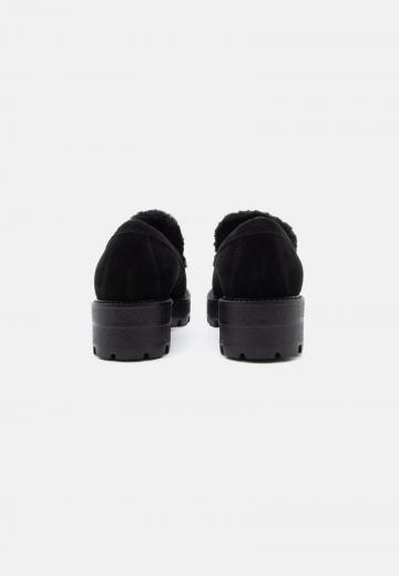 Полуботинки