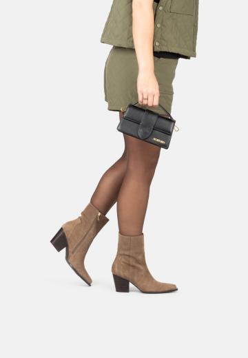 Ковбойские сапоги