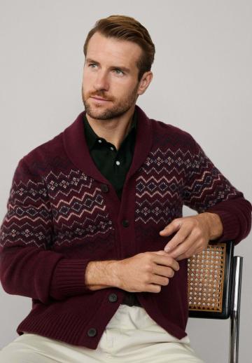 Вязаная кофта