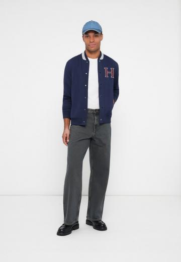 Куртка бомбер