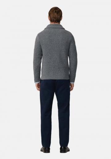 Вязаная кофта