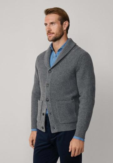 Вязаная кофта