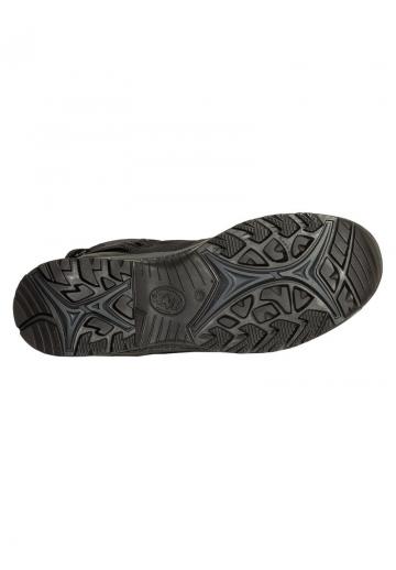 Походные ботинки