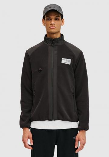 Флисовая куртка