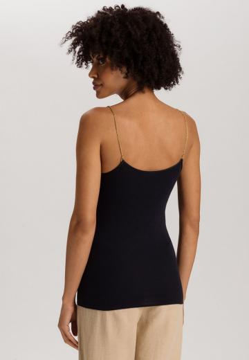 Топ на бретельках