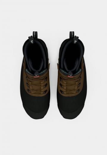 Походные ботинки