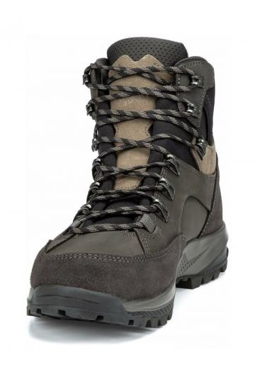 Походные ботинки