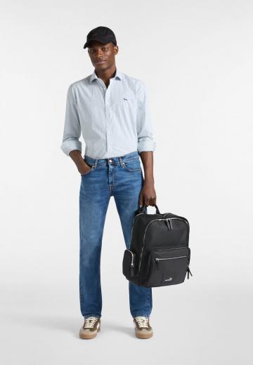 Прямые джинсы