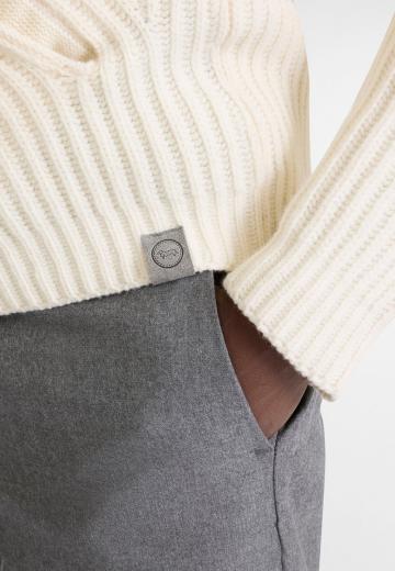 Вязаная кофта