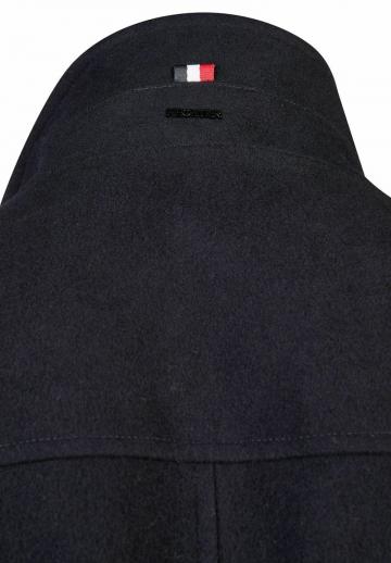 Короткое пальто