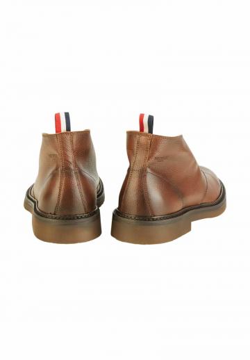 Ботинки на шнуровке