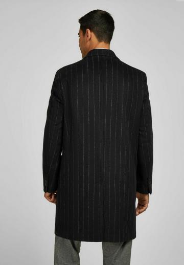 Короткое пальто