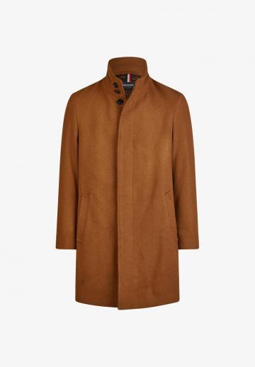 Короткое пальто