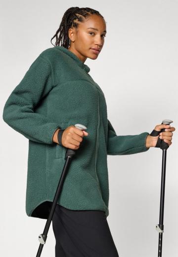 Спортивная куртка