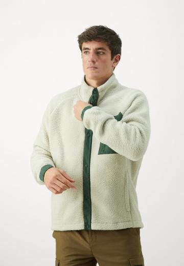 Флисовая куртка