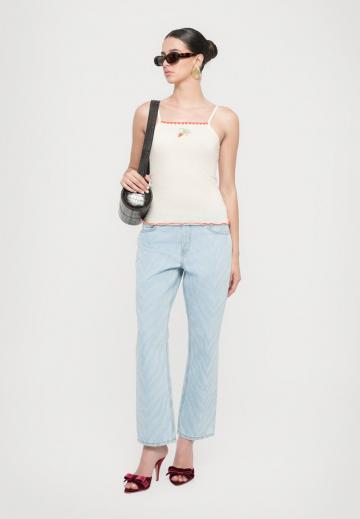 Топ на бретельках