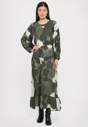 Длинное платье