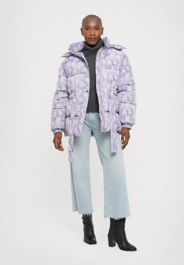 Зимняя куртка