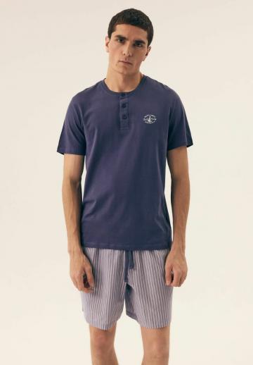 Пижама с шортами