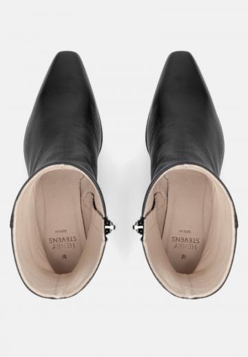 Высокие сапоги