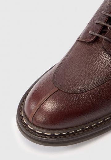 Ботинки на шнуровке