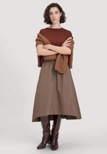 Юбка с накладными карманами