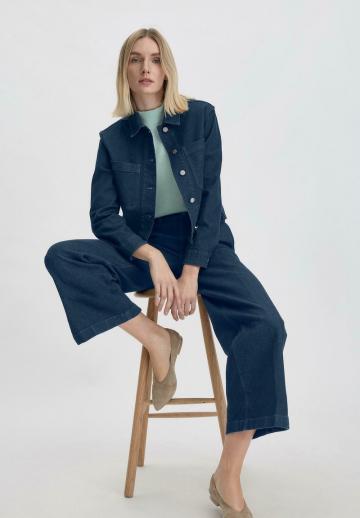 Короткие джинсы