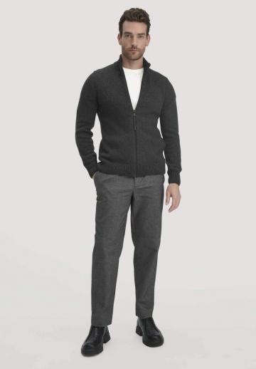 Вязаная кофта