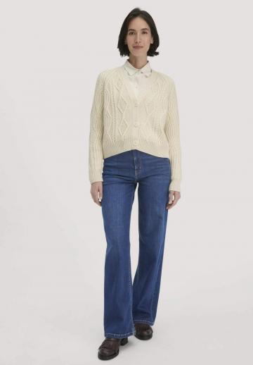 Вязаная кофта