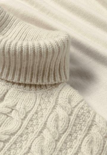 Вязаное платье