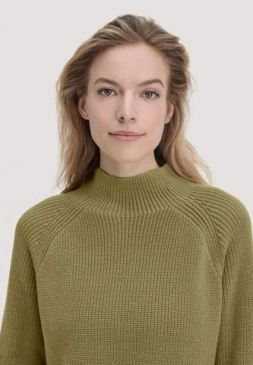 Вязаное платье