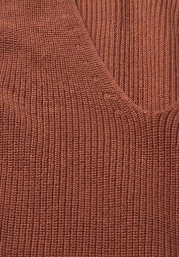 Длинный пуловер