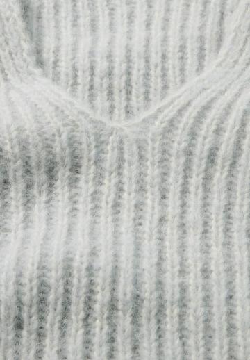 Длинный пуловер