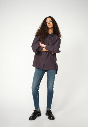 Узкие джинсы