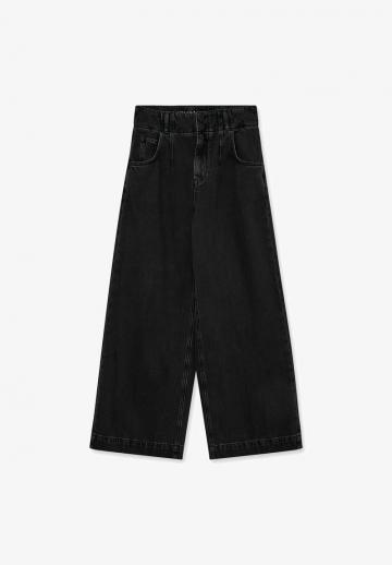 Клешеные джинсы