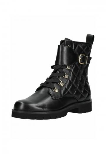 Ботинки на шнуровке