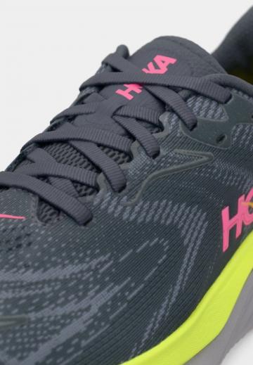 Беговые кроссовки